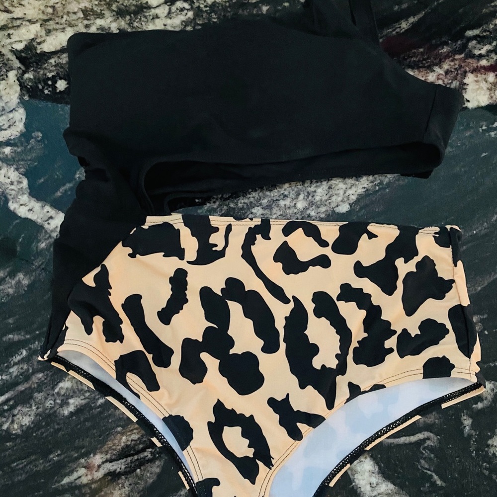 Monokini